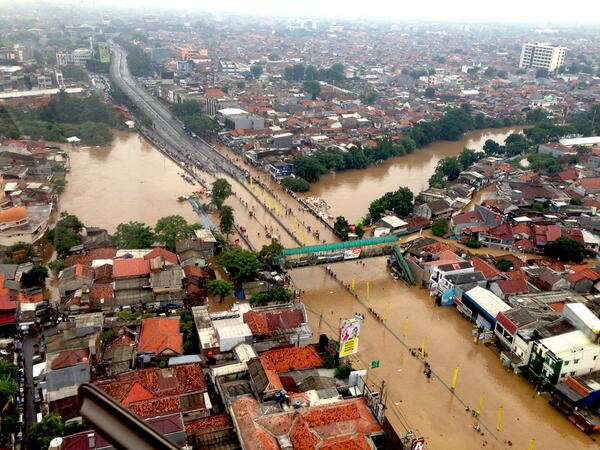 Indonesia - Jakarta Floods. Photo: twitter.com/beritasatutv