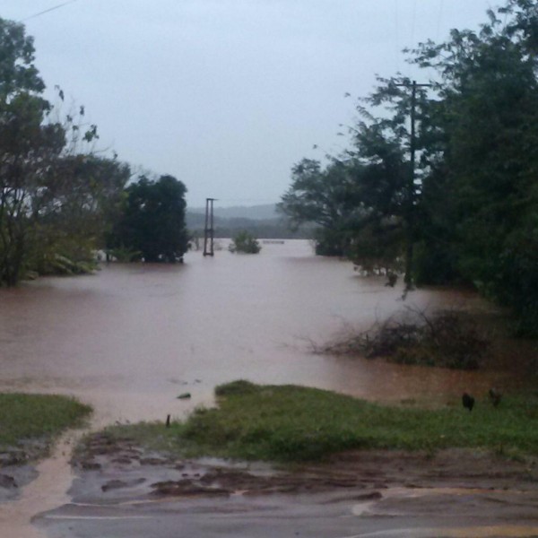 Floods in San Javier, Misiones, Argentina, June 2014. Photo: dania_grisel @ twitter