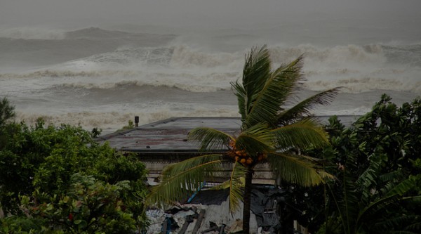 Cyclone Phailin hits the Odisha coast, 2013. Photo: ECHO @ flickr
