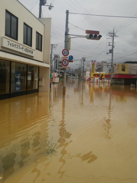 Fukuchiyama floods, 17 August 2014. Photo: ohma_makoto @ twitter