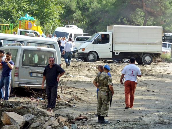 aftermath of the floods in Erzin, Turkey. Photo: Turk Kizilayi