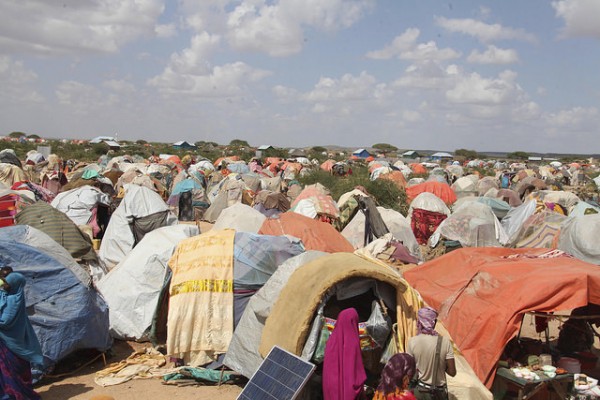 Make shift houses in Internal Displaced Camp outside of Belet Weyne Capital of Hiran Region, Somalia on November 05, 2014 AU/UN IST / Photo Ahmed Qeys