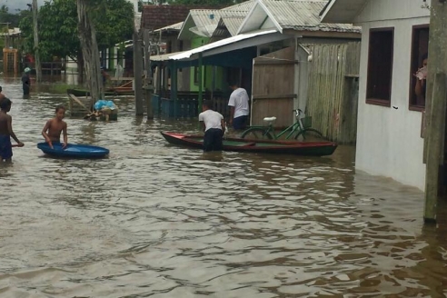 Amazonia floods, Brazil April 2015. Photo: Amazonas Civil Defence