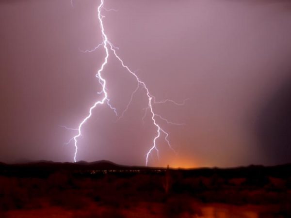 Lightning strike. Photo: j_arred, CC 2.0