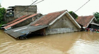 4 Dead in Jakarta Floods