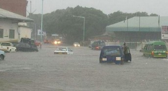 Zimbabwe – 1 Missing after Heavy Rain Floods Harare