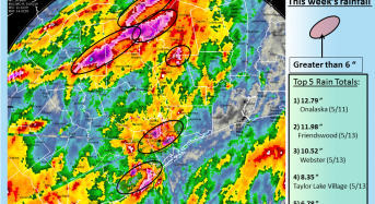 1 Dead in Houston Floods after 10 Inches (254mm) of Rain in 24 Hours