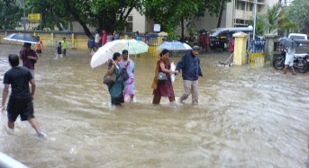 Heavy Rain and High Tide Combine to Flood Mumbai – 300 mm of Rain in 24 Hours