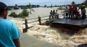 Floods Damage 8,000 Homes in Aceh, Indonesia