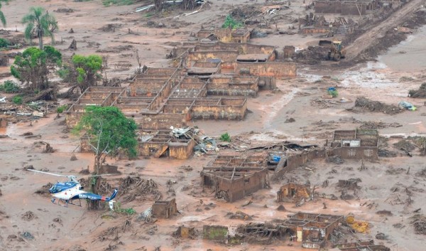 mining dam burst Bento Rodrigues