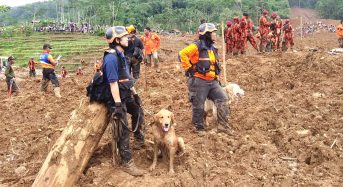 Indonesia – Floods and Landslides in Java Leave 15 Dead and 50,000 Affected