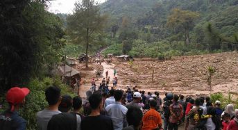 Indonesia – 1 Dead, Homes Damaged After Flash Flood and Landslides in West Java